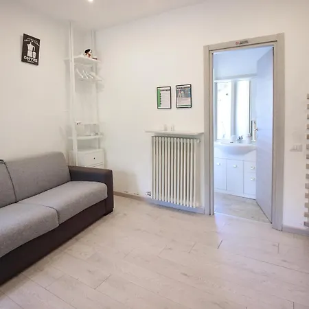 Apartment La Casa Dei Laghi 1 Comabbio Monate Maggiore Orta *